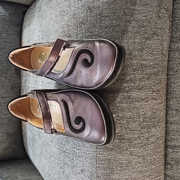 Naot shoes - Picture 4 of 4
